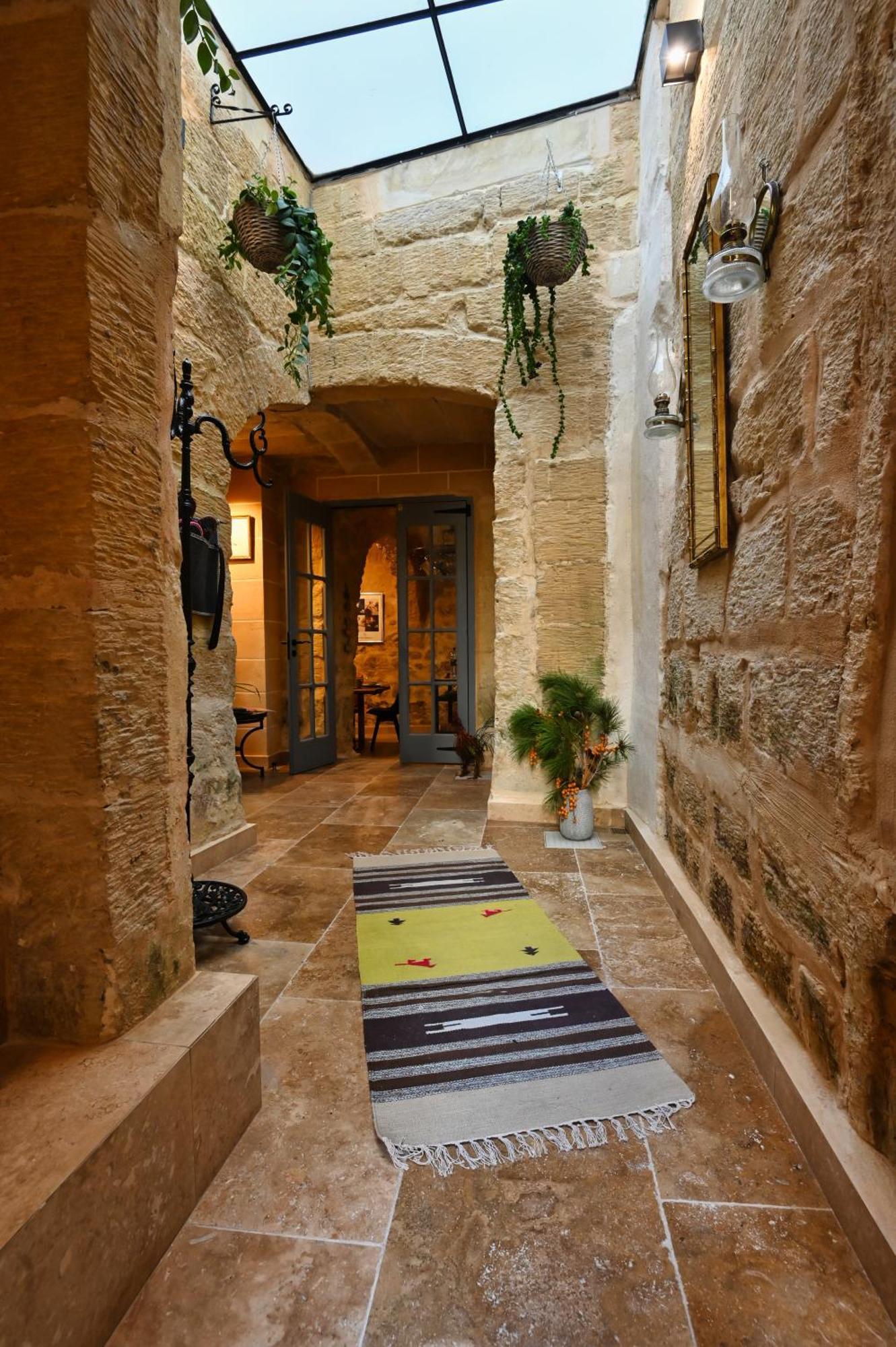 Il Luzzu - More Room For You! Виктория Экстерьер фото