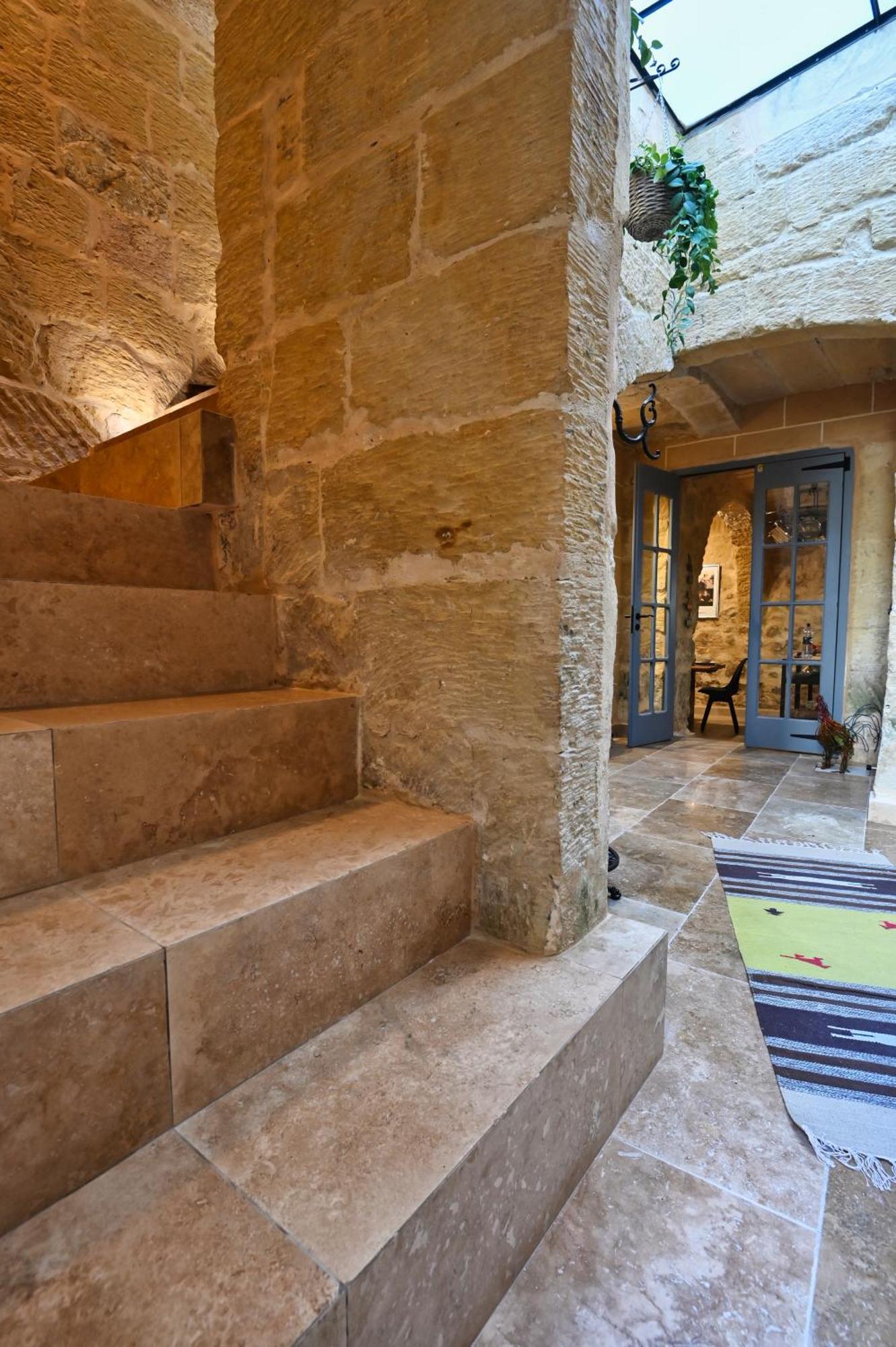 Il Luzzu - More Room For You! Виктория Экстерьер фото
