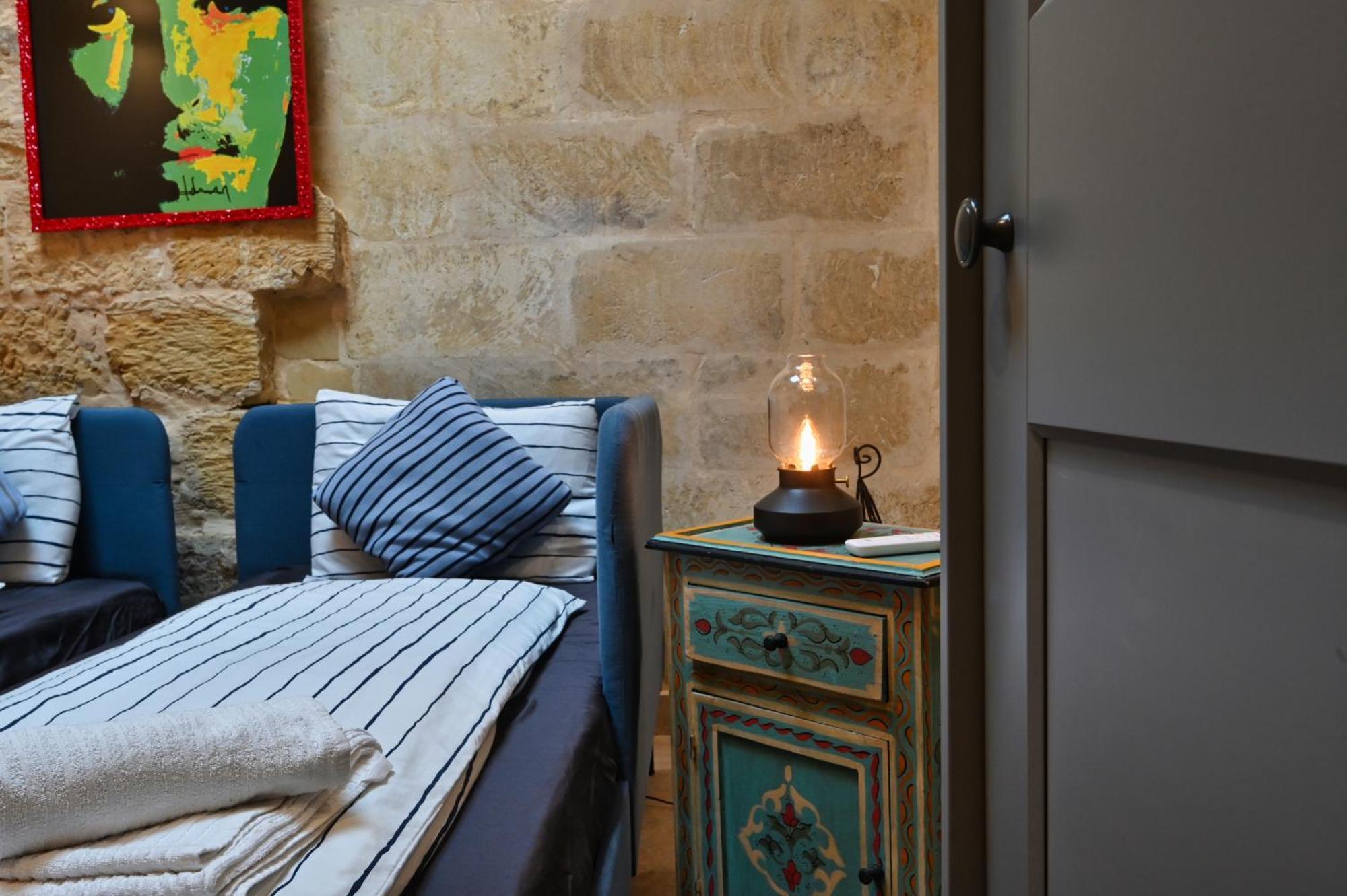 Il Luzzu - More Room For You! Виктория Экстерьер фото